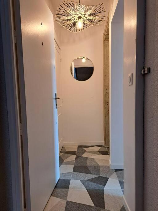 Appartement, Royan. Proche Plage. Apartment *